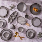 طقم عشاء Shiny mat